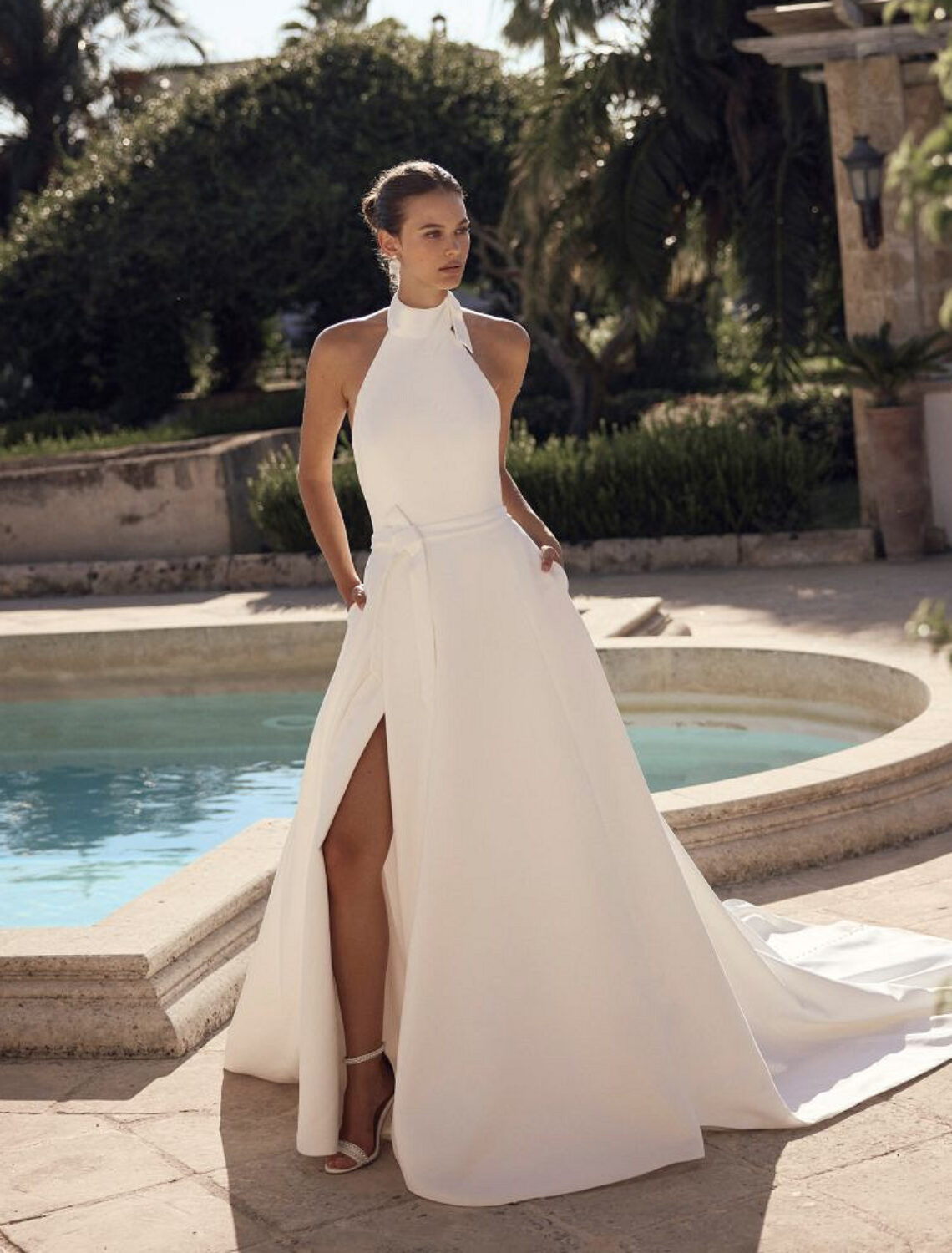 Trouwjurk Marvina van Modeca kopen bij Weddings 4