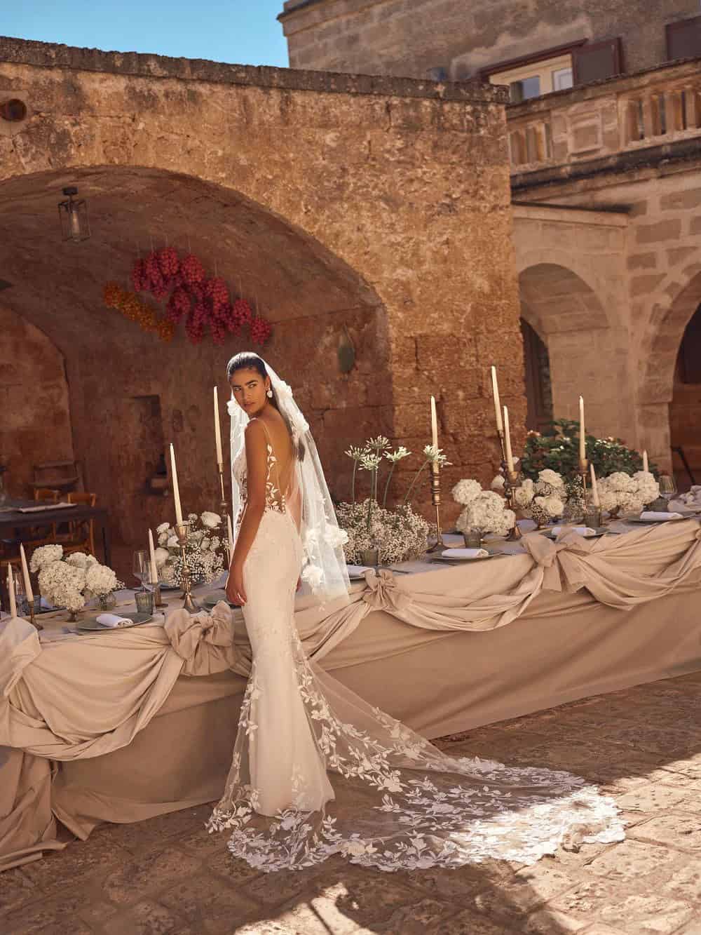 Trouwjurk Maurisse van Modeca kopen bij Weddings 3