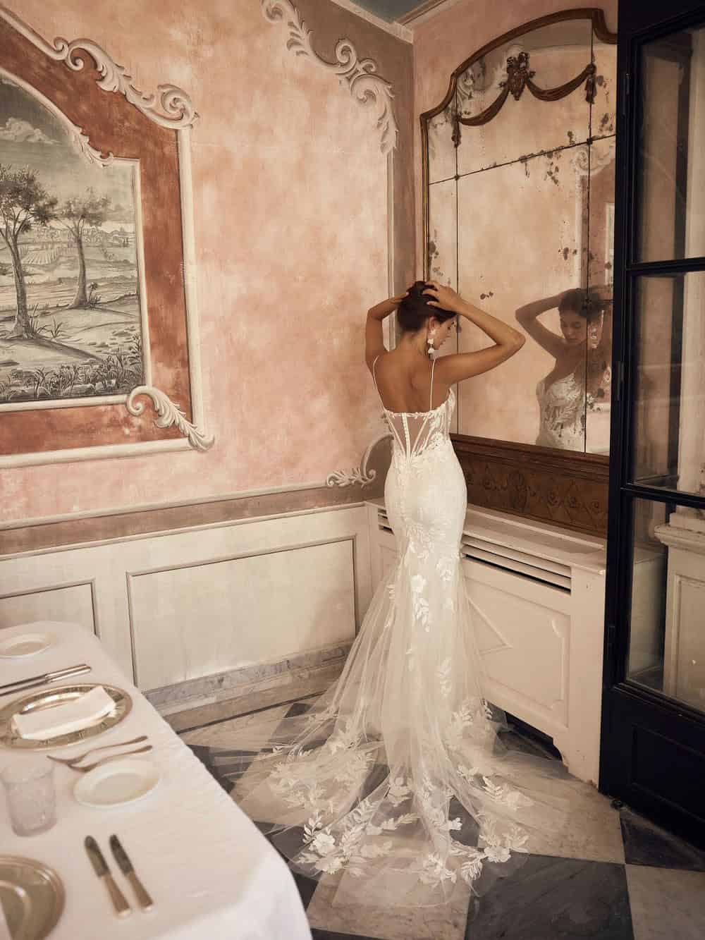 Trouwjurk Mavara van Modeca kopen bij Weddings 1