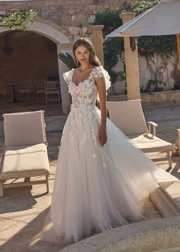Trouwjurk Melvine van Modeca kopen bij Weddings 4