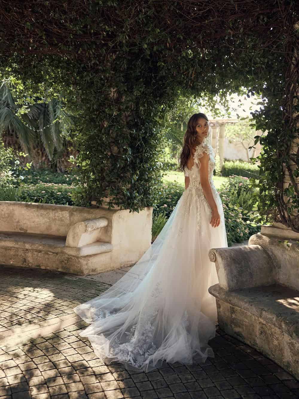 Trouwjurk Melvine van Modeca kopen bij Weddings 1