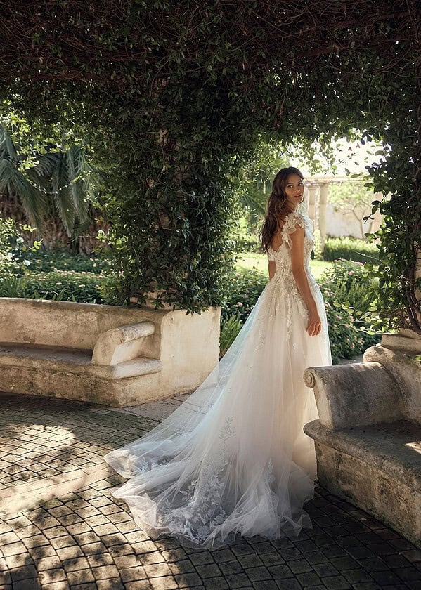 Trouwjurk Melvine van Modeca kopen bij Weddings 1