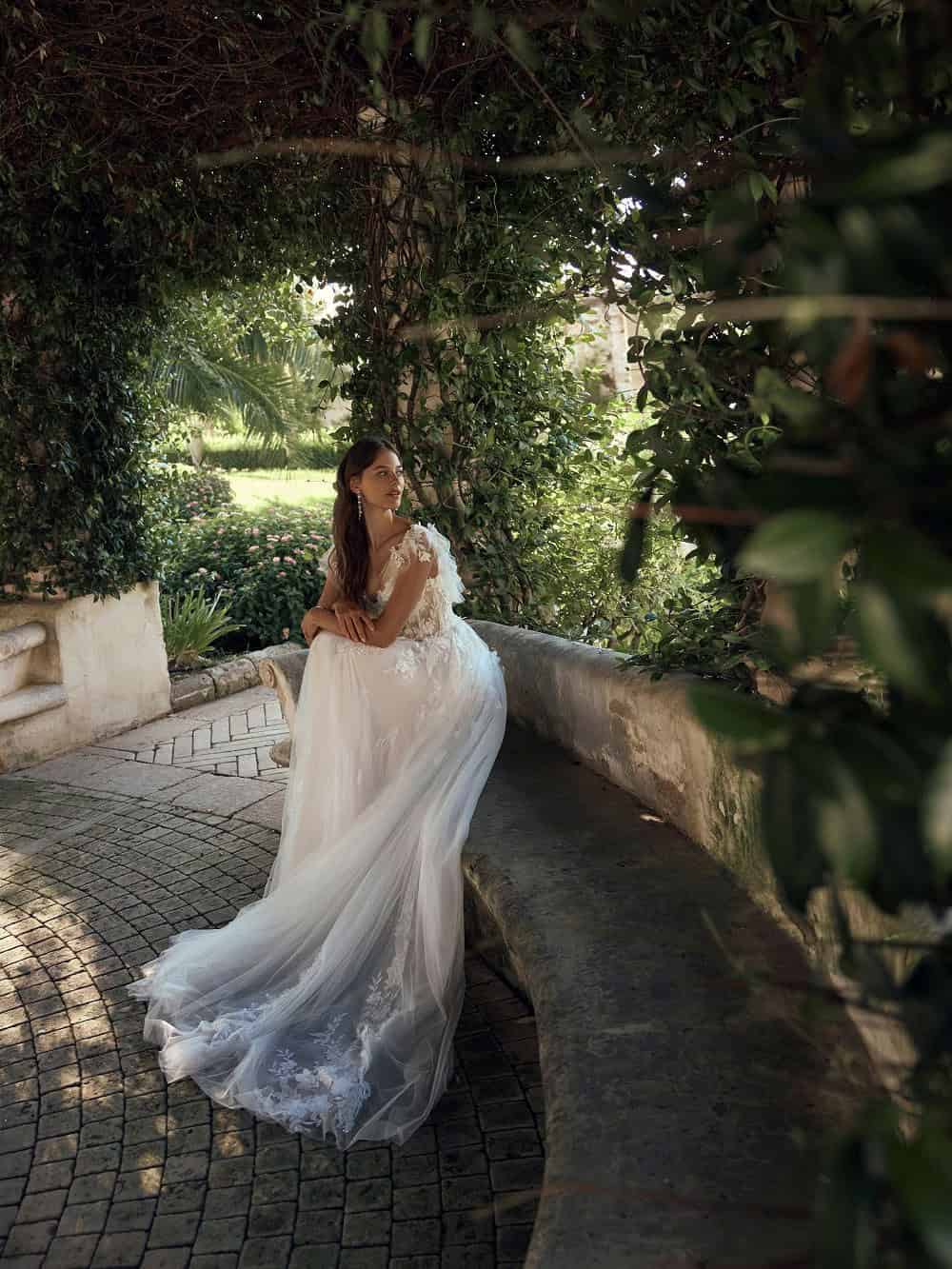 Trouwjurk Melvine van Modeca kopen bij Weddings 2