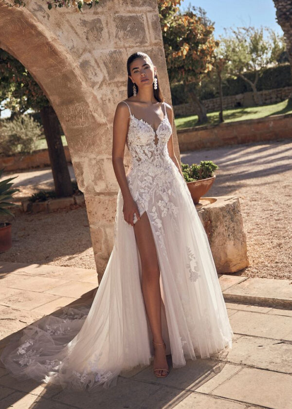 Trouwjurk Mivonne van Modeca kopen bij Weddings 4