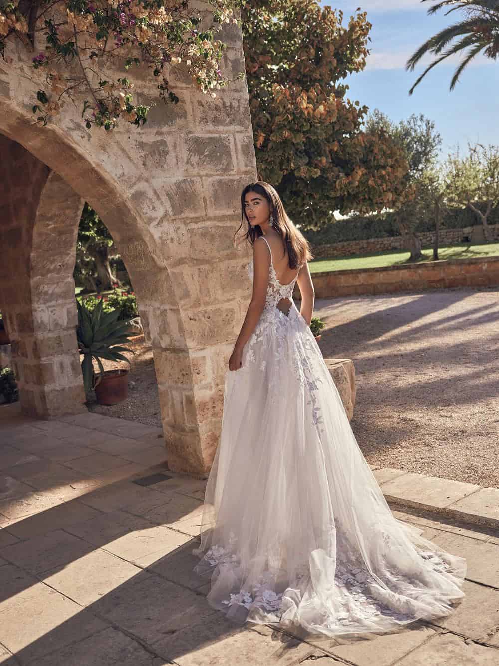 Trouwjurk Mivonne van Modeca kopen bij Weddings 1