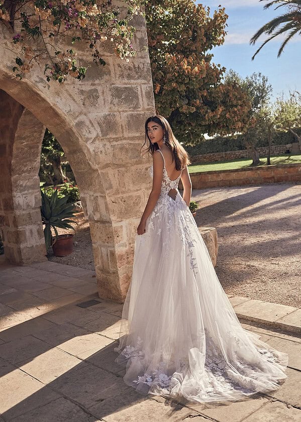 Trouwjurk Mivonne van Modeca kopen bij Weddings 1