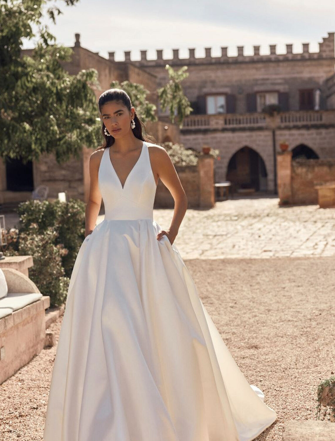 Trouwjurk Morina van Modeca kopen bij Weddings 4