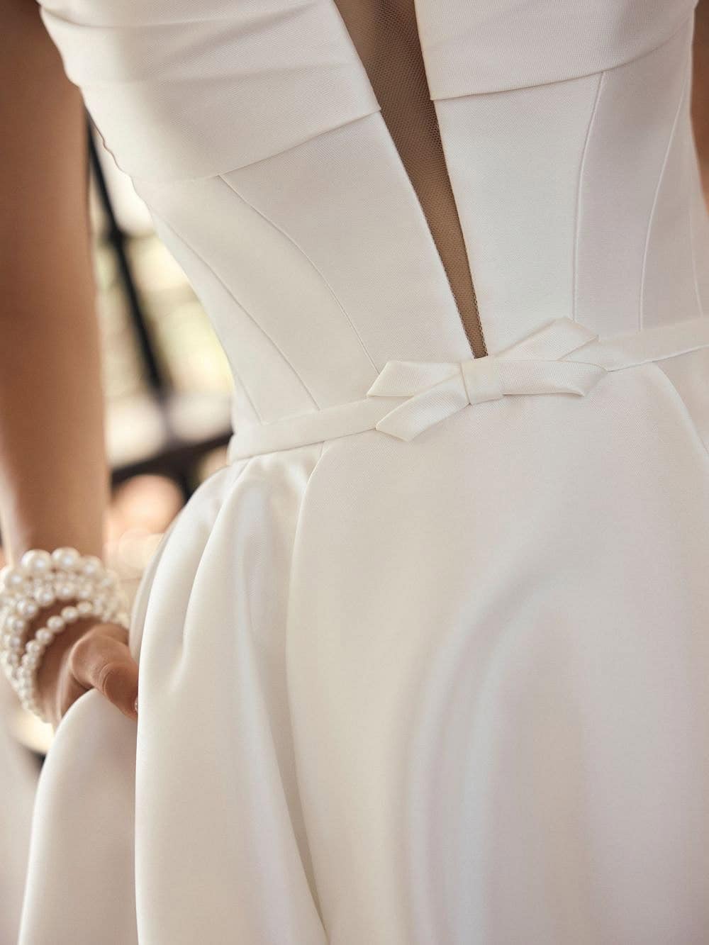Jurk Mystique van Modeca nu kopen bij Weddings 2