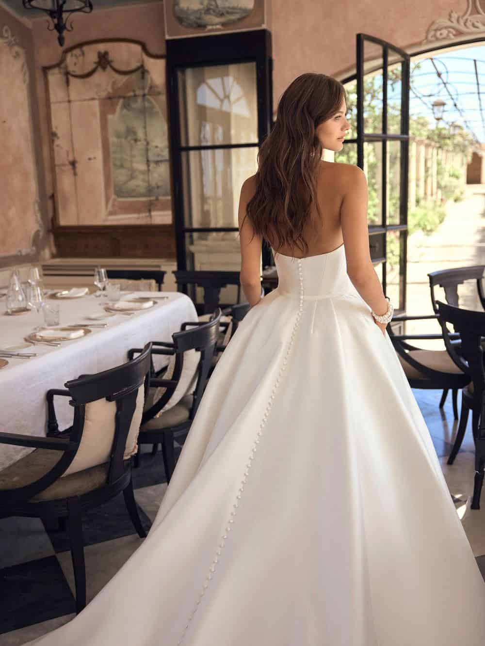 Jurk Mystique van Modeca nu kopen bij Weddings 3