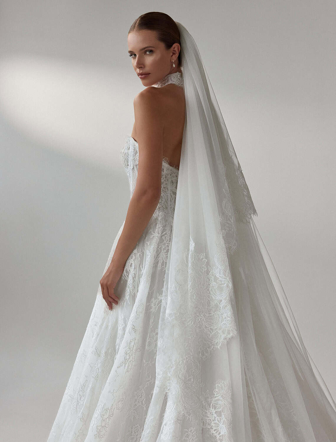 Trouwjurk Nadin van Dominiss kopen bij Weddings 3