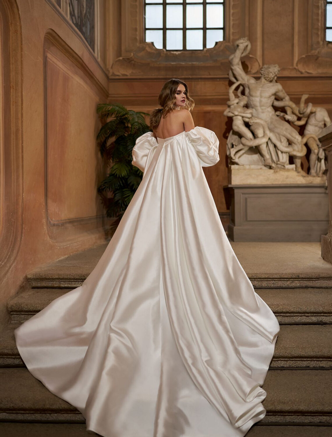 Trouwjurk Nairobi van Hervé kopen bij Weddings 2