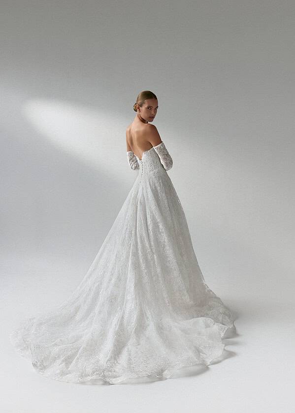 Trouwjurk Nora van Dominiss kopen bij Weddings 2