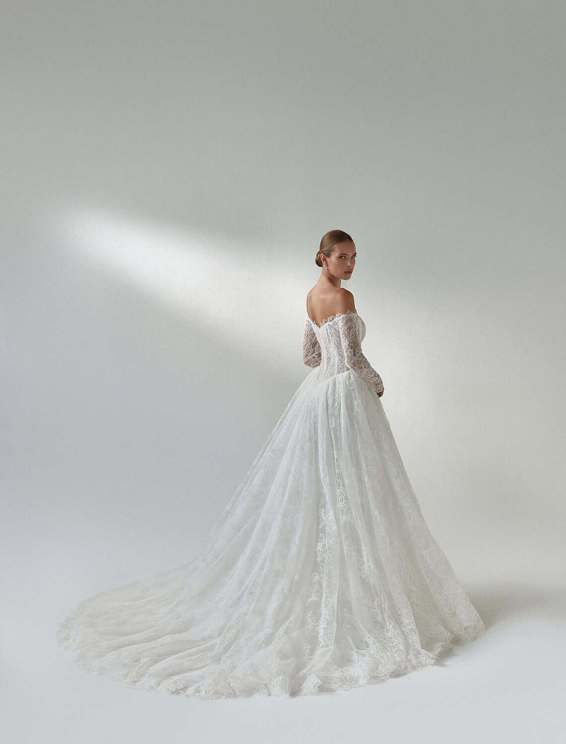 Trouwjurk Novella van Dominiss kopen bij Weddings 2