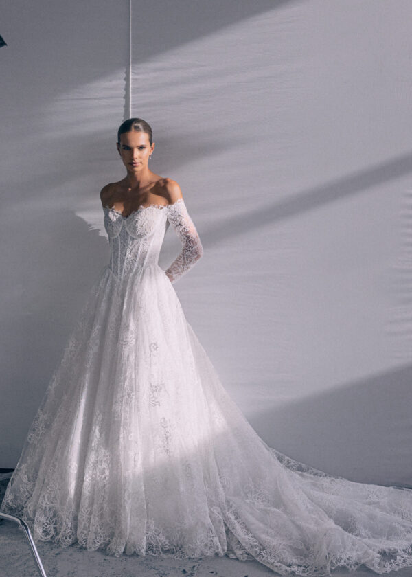 Trouwjurk Novella van Dominiss kopen bij Weddings 1