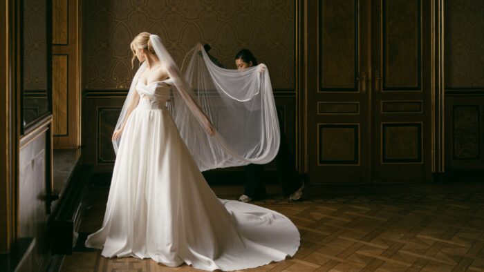 foto's bruiloft bruid met sluier