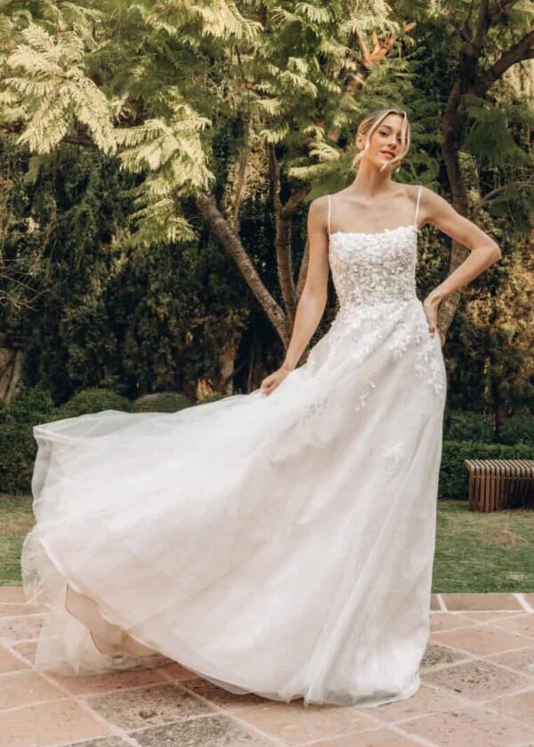 Trouwjurk SY8105 van Stella York kopen bij Weddings 3