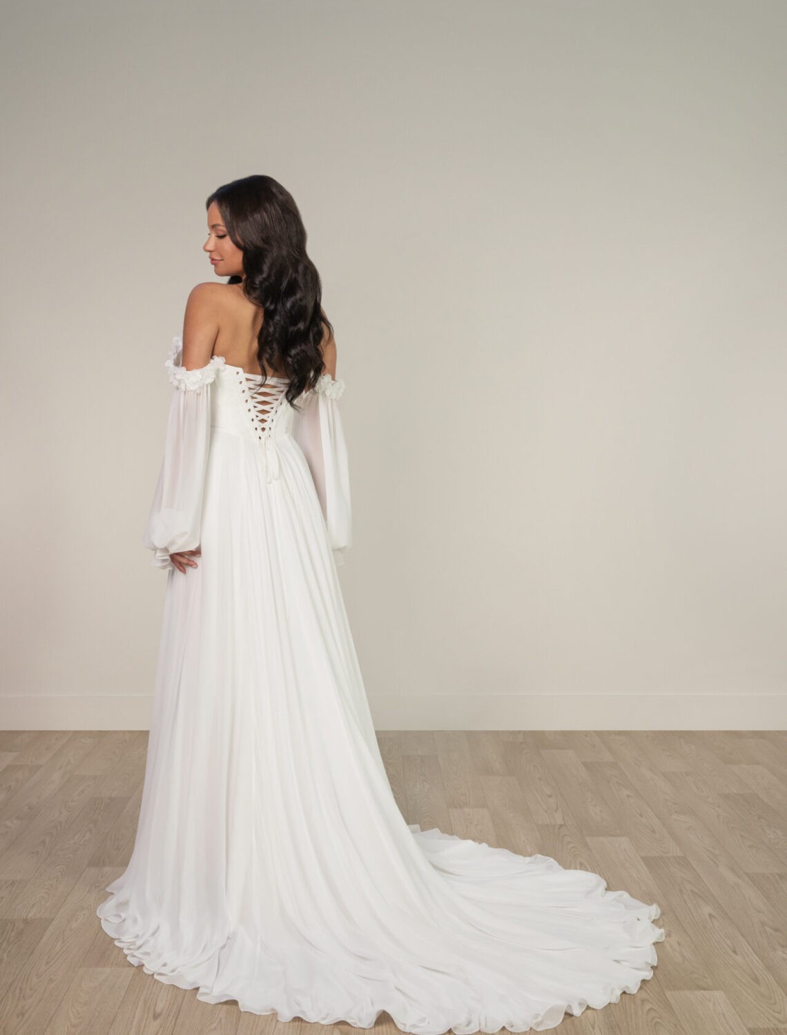 Trouwjurk SY8244 van Stella York kopen bij Weddings 4