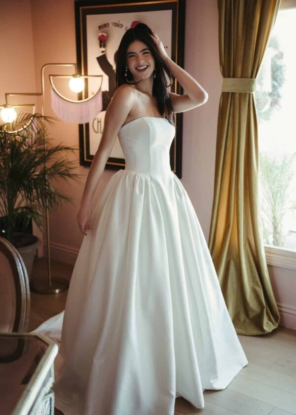 Trouwjurk SY8274 van Stella York kopen bij Weddings 1