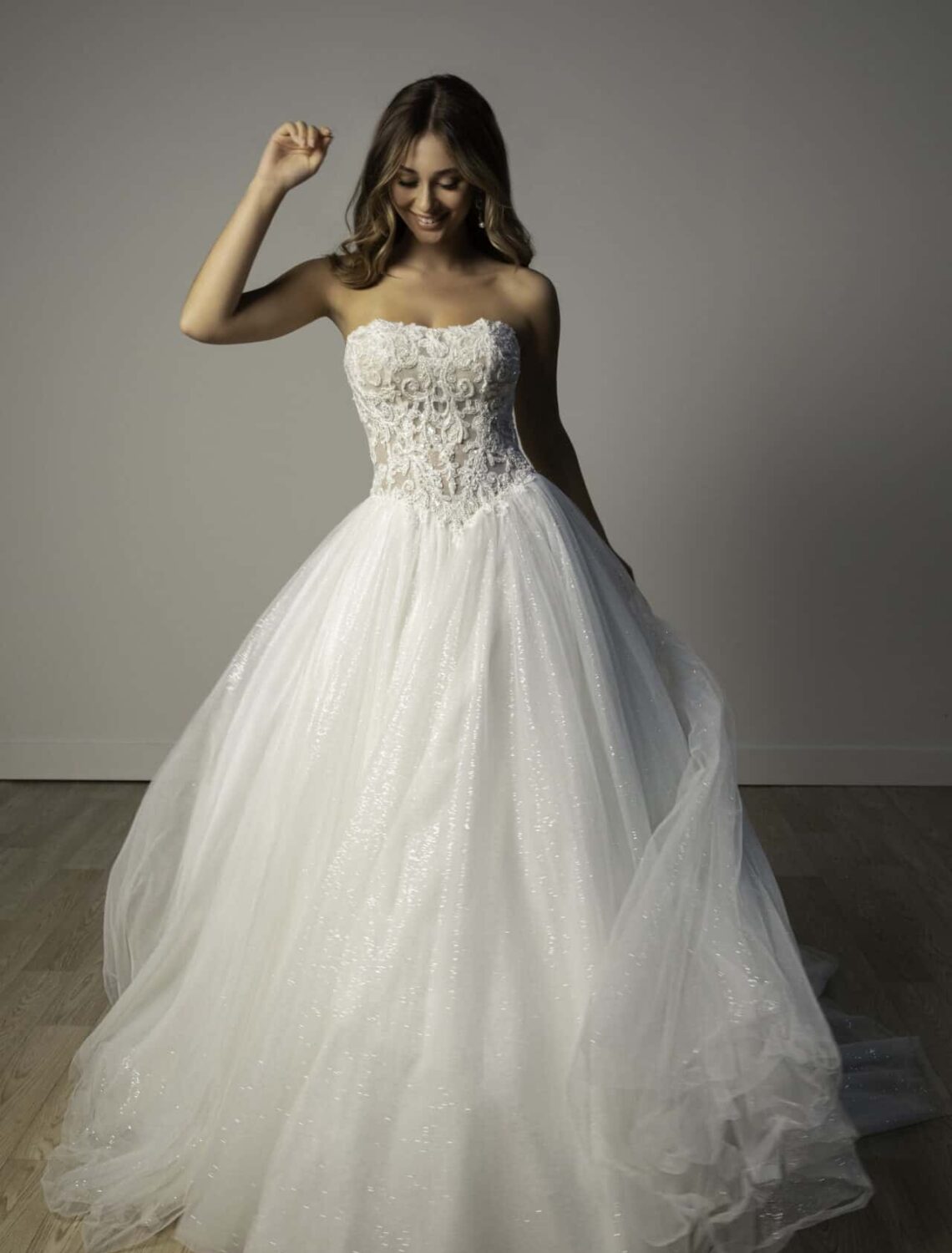 Trouwjurk SY8301 van Stella York kopen bij Weddings 1