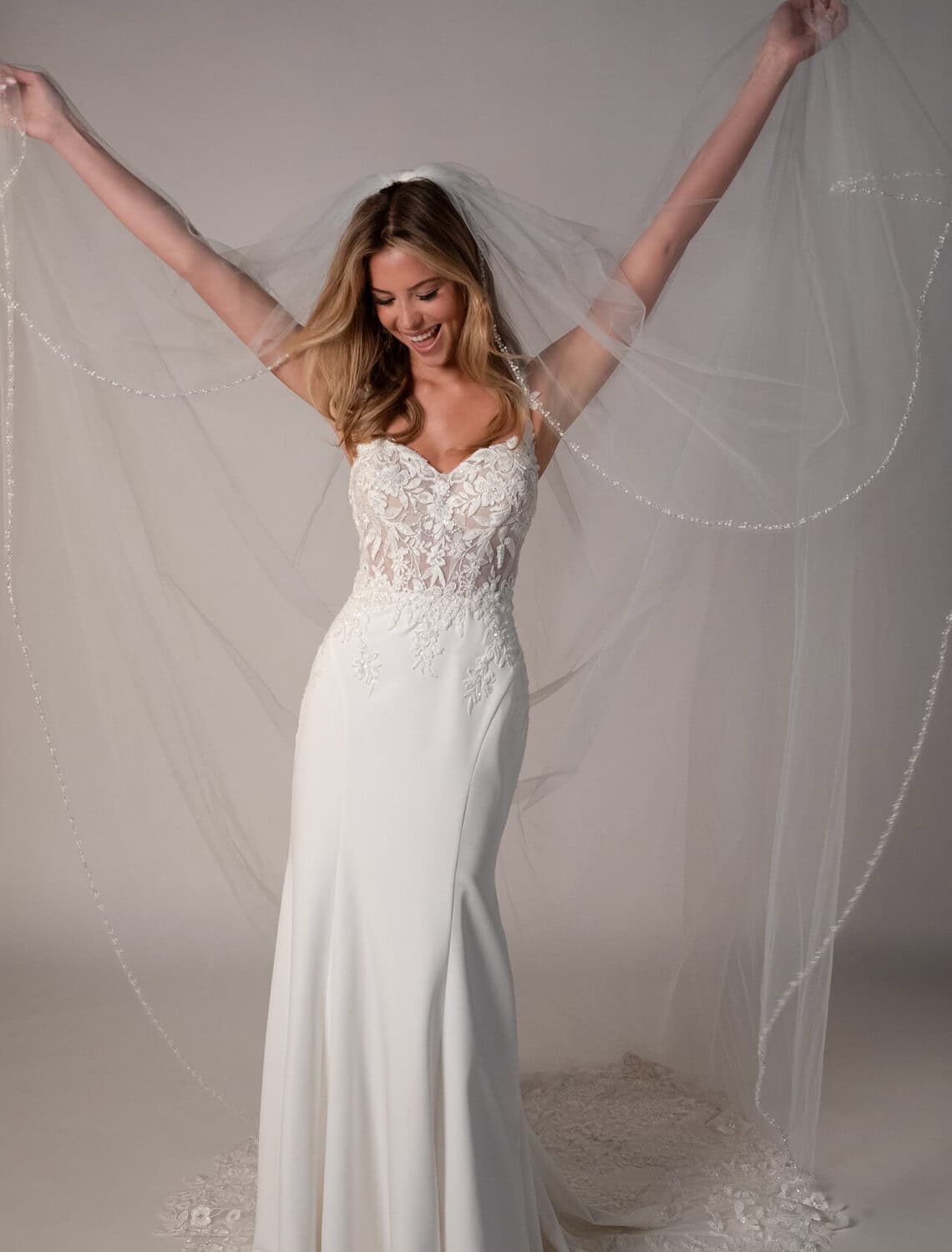 Trouwjurk SY8333 van Stella York kopen bij Weddings 2