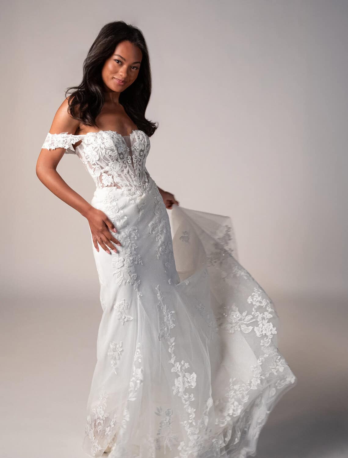 Trouwjurk SY8385 van Stella York kopen bij Weddings 3