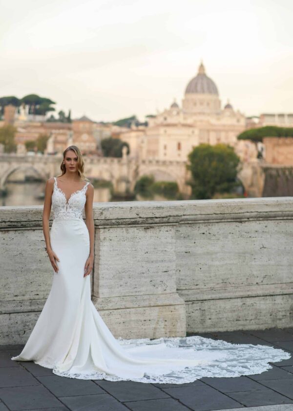 Trouwjurk YD18180 Erica van Yedyna kopen bij Wedding 6