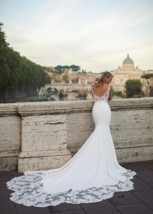 Trouwjurk YD18180 Erica van Yedyna kopen bij Wedding 5