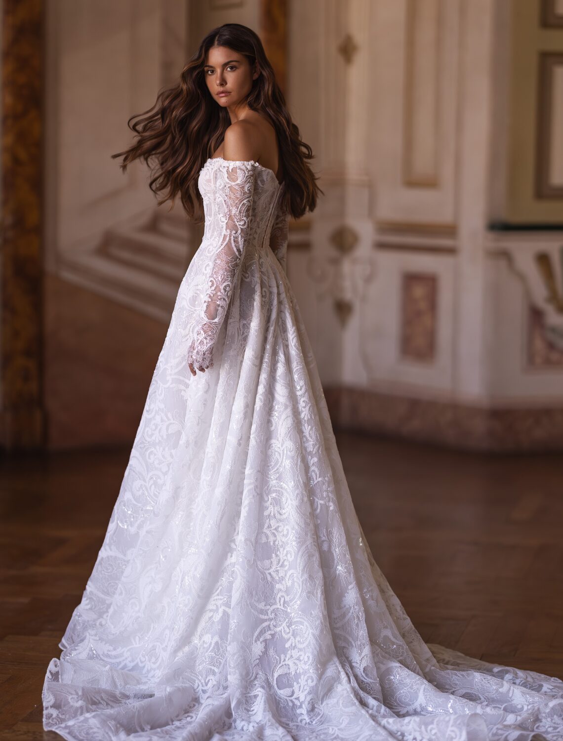 Trouwjurk Roberta van Yedyna kopen bij Weddings 3