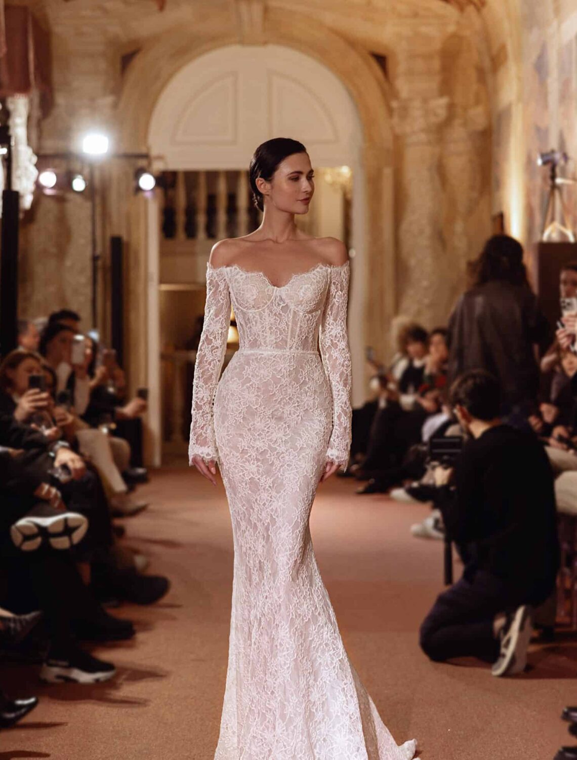 Trouwjurk YD18285 Rodia van Yedyna kopen bij Weddings 1