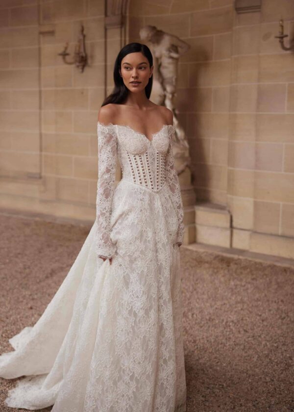 Trouwjurk Vionne van Yedyna kopen bij Weddings 2