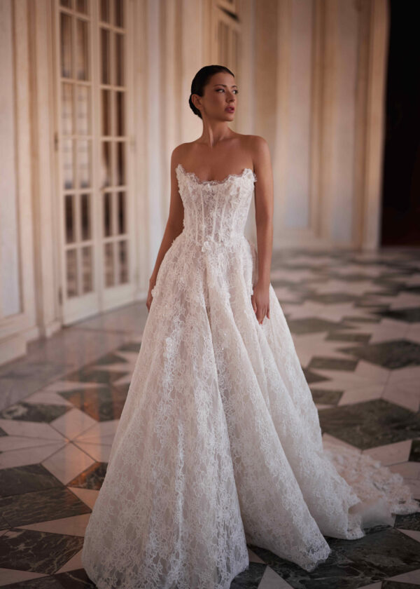 Trouwjurk Impresse van Yedyna kopen bij Weddings 4