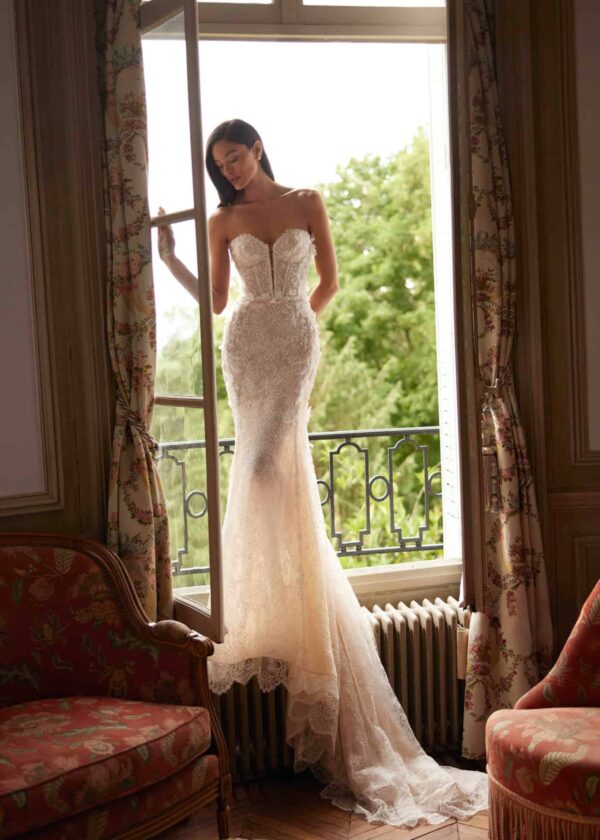 Trouwjurk Juvina van Yedyna kopen bij Weddings 4