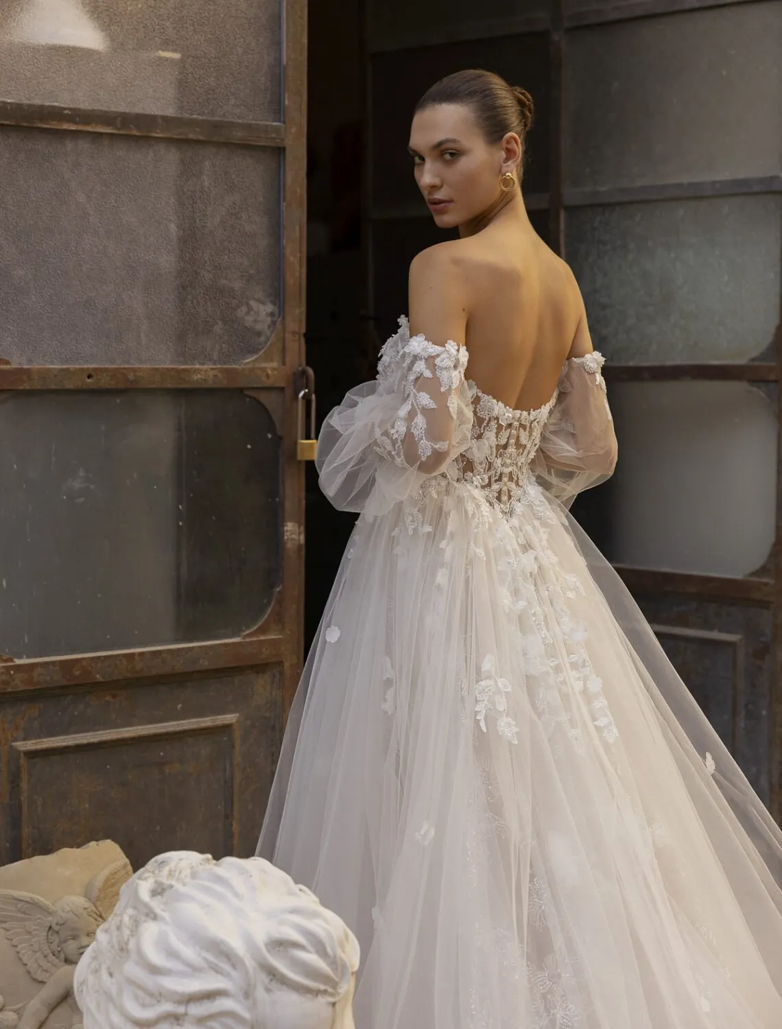 Trouwjurk Zoya van Modeca kopen bij Weddings 5