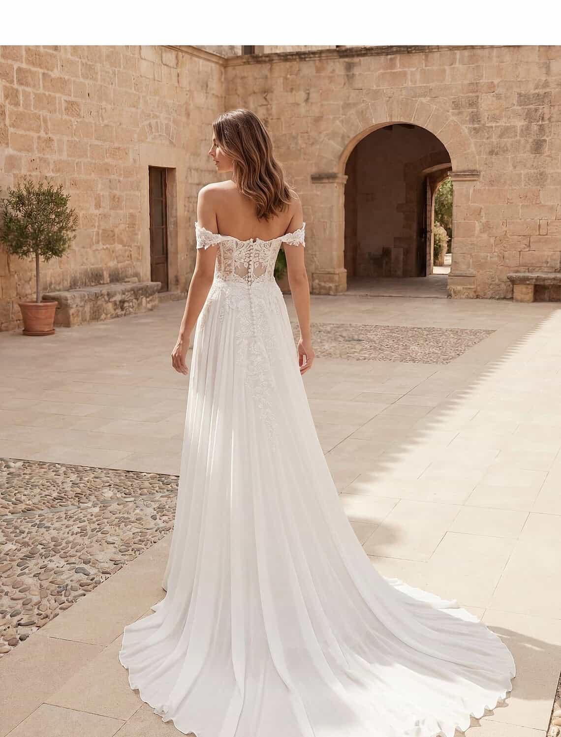 Trouwjurk AL135 van Fashion Queen kopen bij Weddings 3