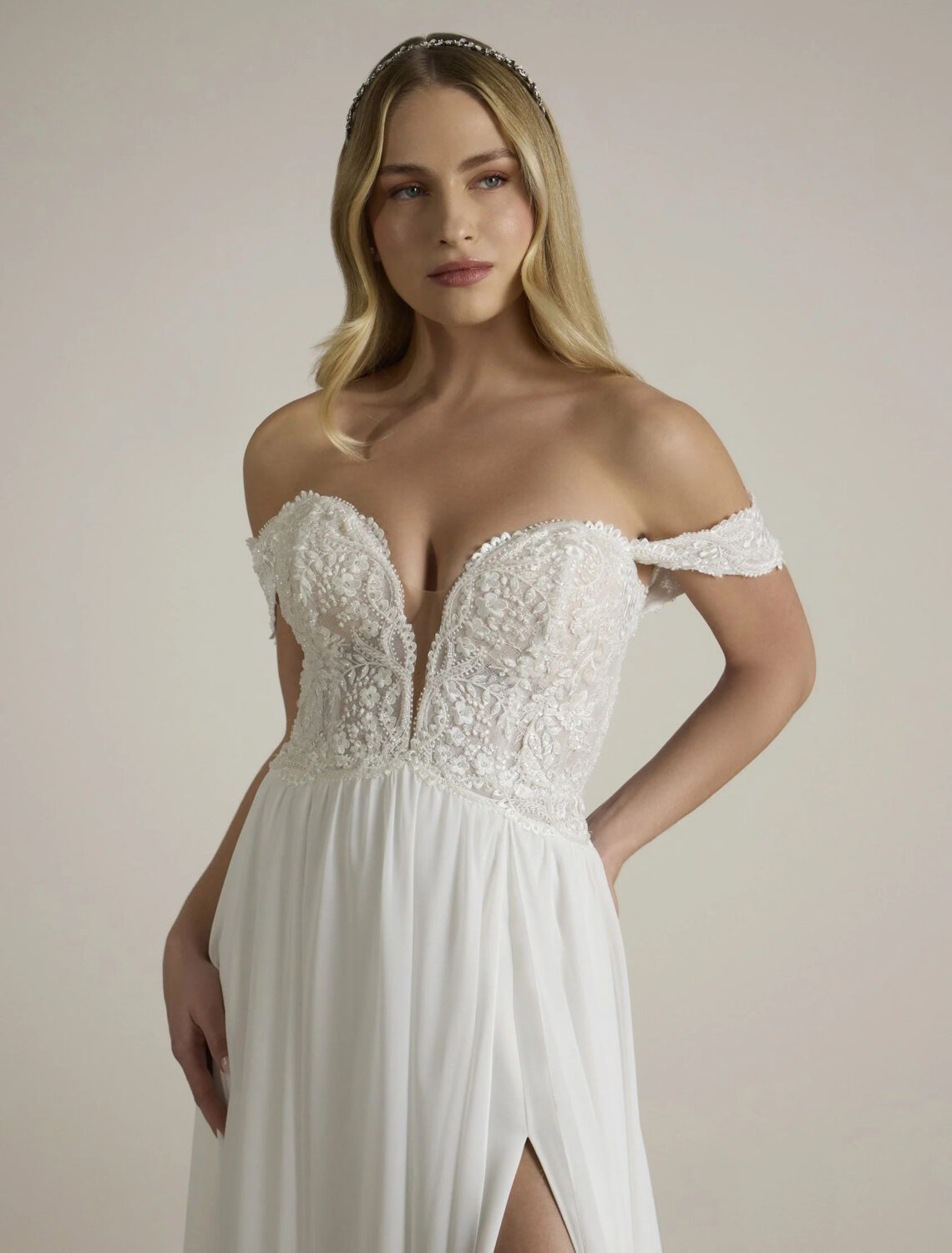 Trouwjurk Caria van Ladybird kopen bij Weddings 3