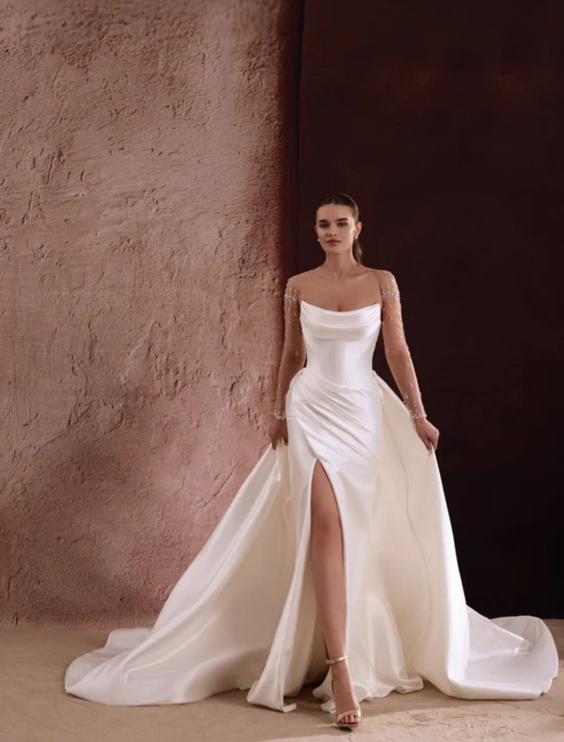 Trouwjurk Aylin van Dama Couture kopen bij Weddings 3