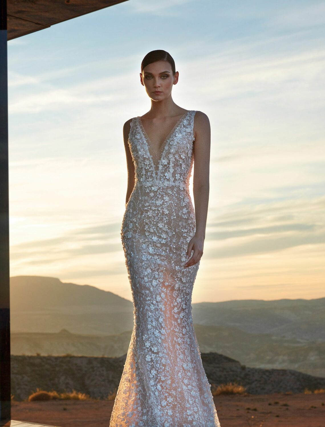 Trouwjurk Diamond van Pronovias Privée kopen bij Weddings 3