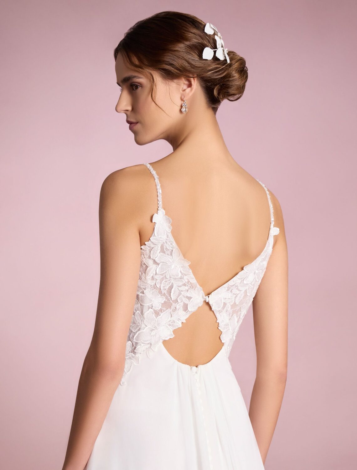 Trouwjurk Ebina van White One kopen bij Weddings 5