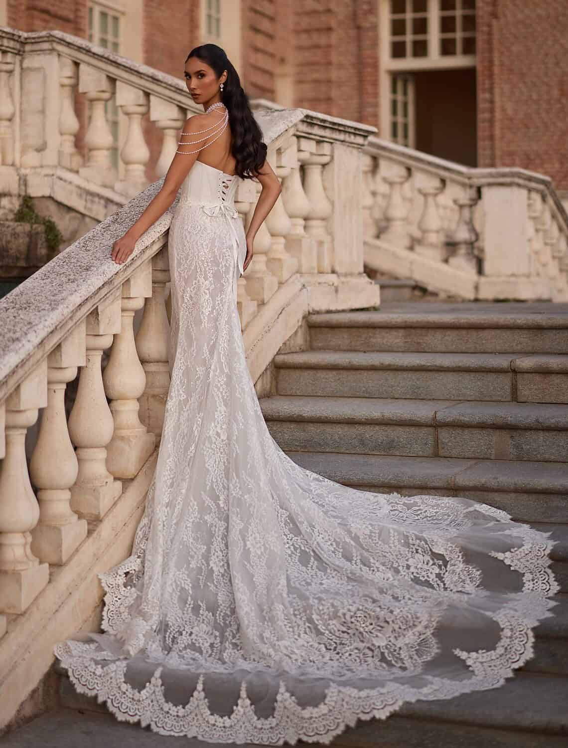 edith3-modern-wedding-dress-mermaid-chapel-train-strapless-sweetheart-corset-bodice-bridal-gown-dominiss-couture-arcana-dominii-10113201