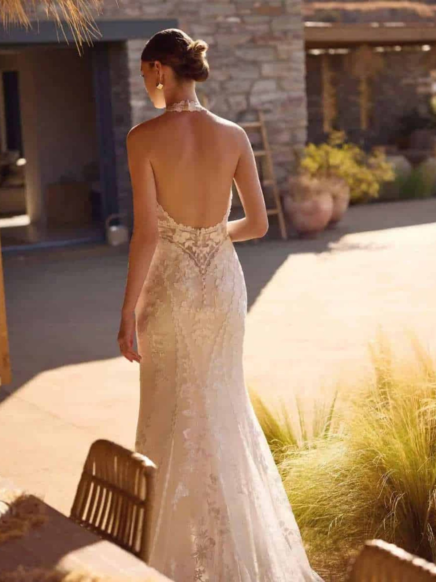 halter trouwjurk met blote rug