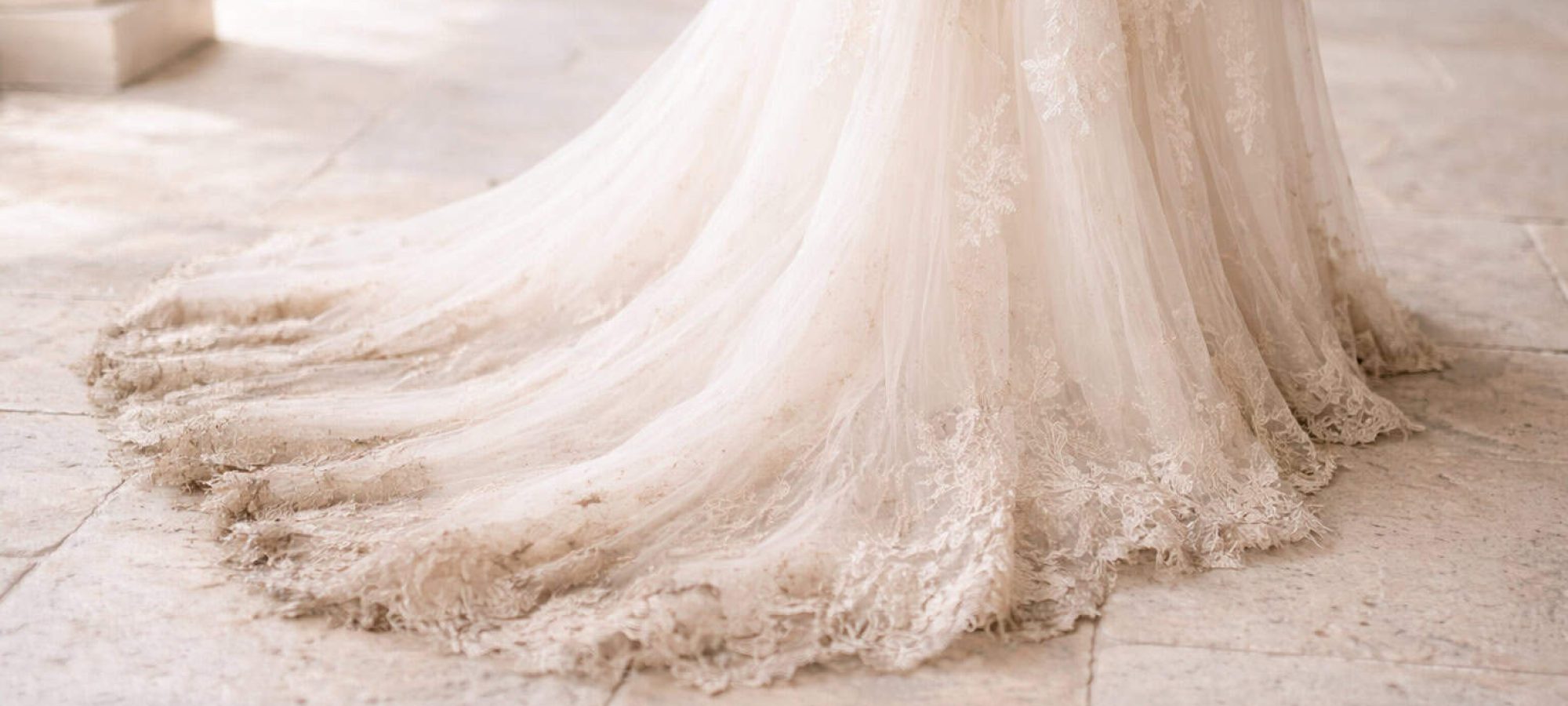 Trouwjurk laten reinigen