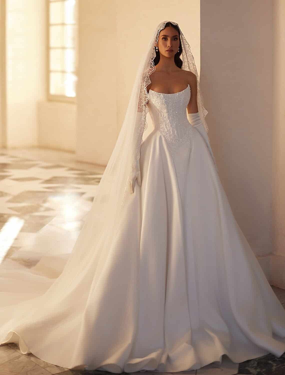 Trouwjurk Elen van Dominiss kopen bij Weddings 3