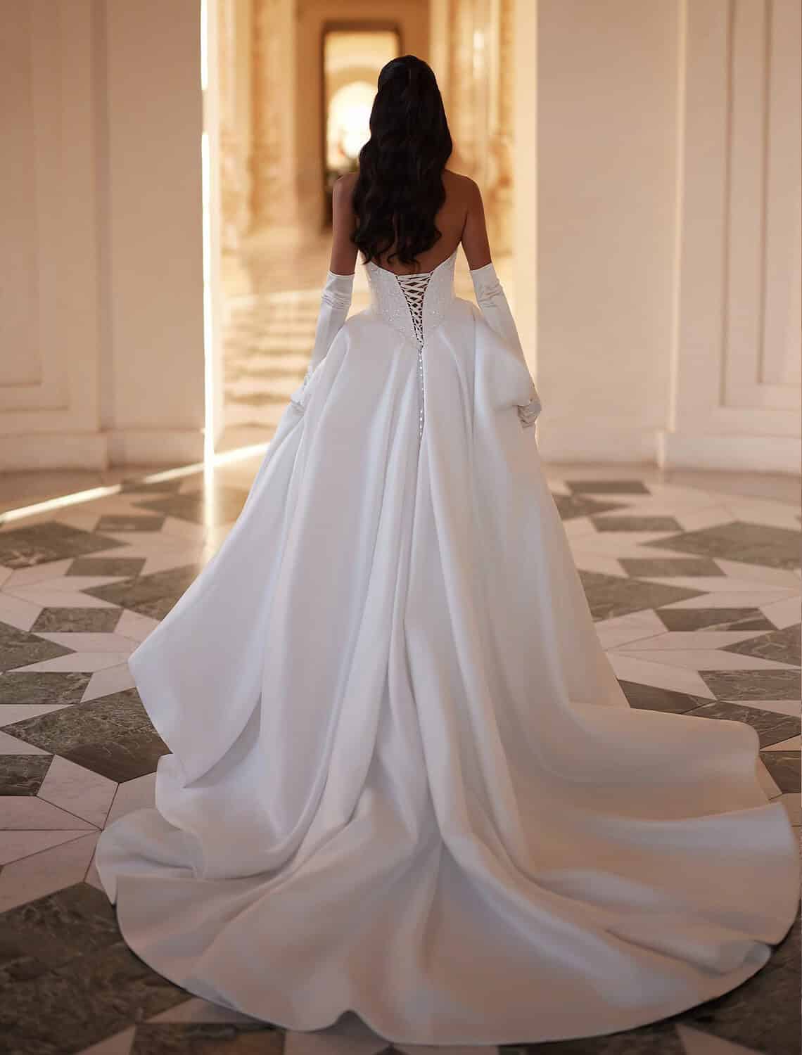 Trouwjurk Elen van Dominiss kopen bij Weddings 2