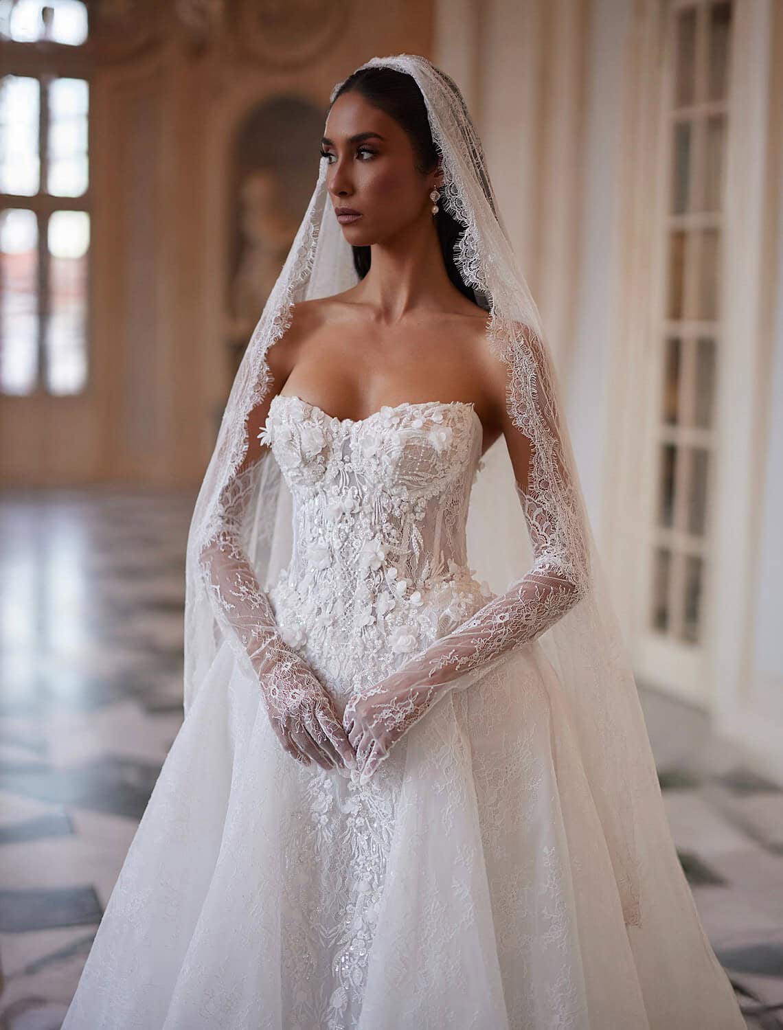 estelle3-romantic-wedding-dress-a-line-cathedral-train-sweetheart-neckline-with-lace-detail-bridal-gown-dominiss-couture-arcana-dominii-10113200