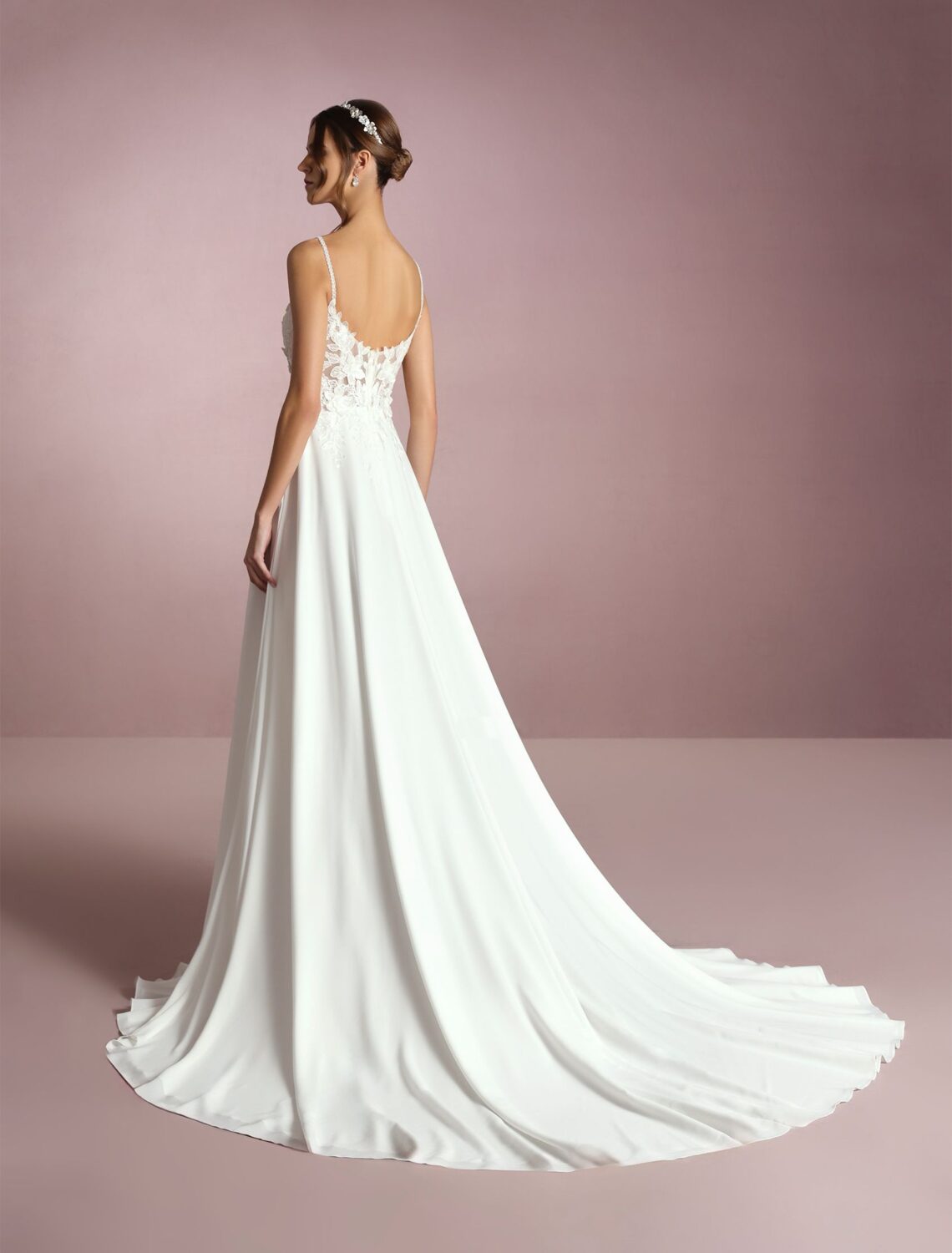 Trouwjurk Kami van White One kopen bij Weddings 2