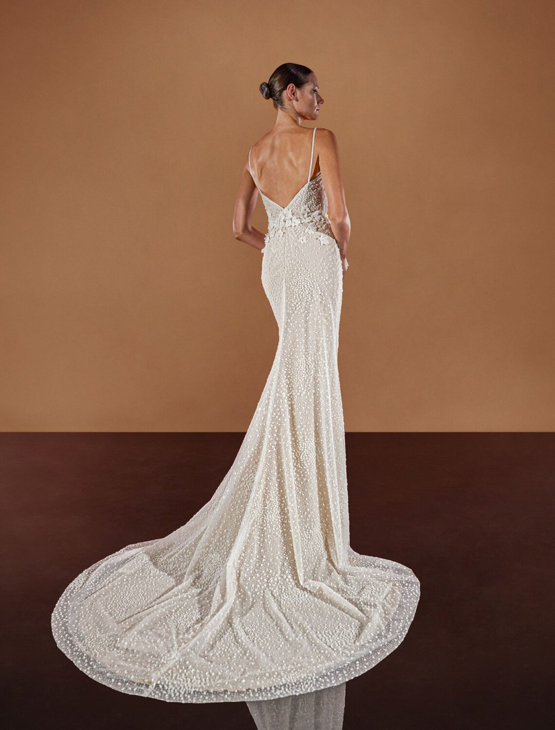 Trouwjurk Nidhi van Pronovias Privée kopen bij Weddings 2