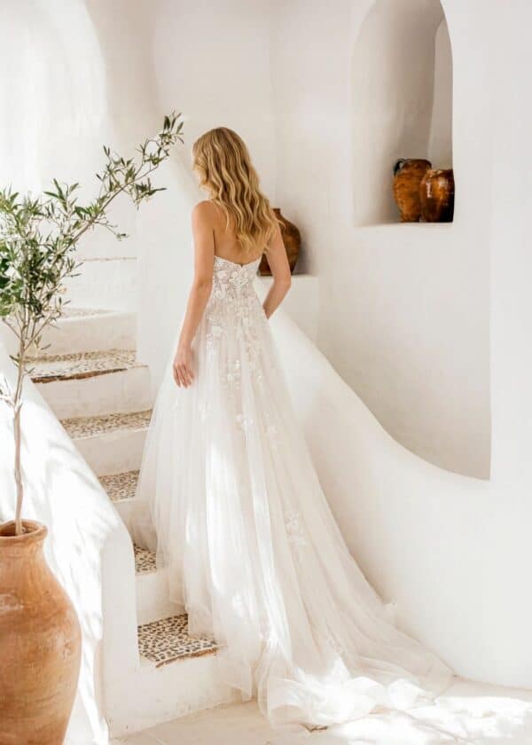 Trouwjurk Omi van Libelle kopen bij Weddings 2