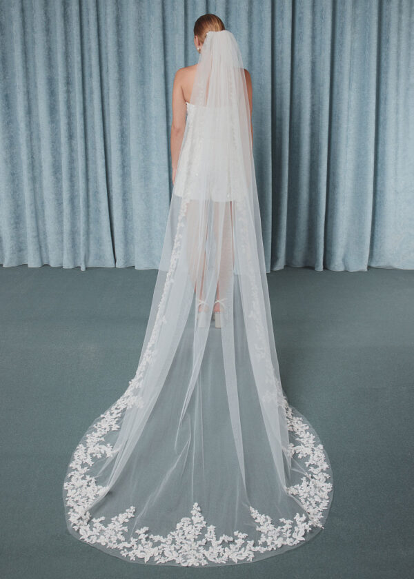 Sluier S74529 van Poirier kopen bij Weddings