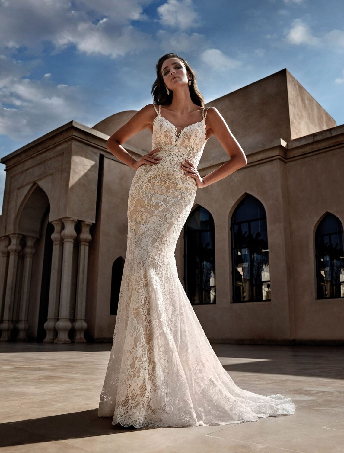 Trouwjurk Tangiri van Pronovias kopen bij Weddings 1